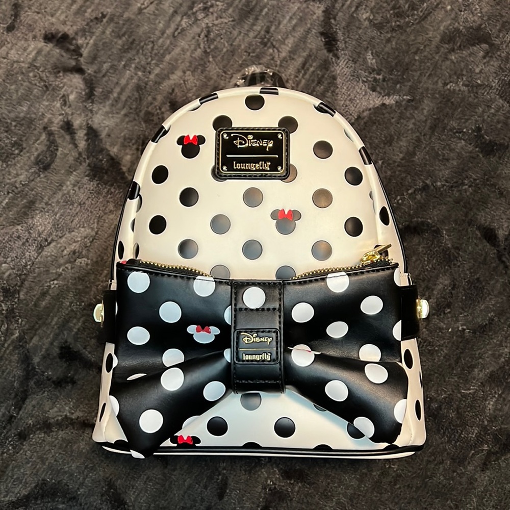 Disney Loungefly Minnie Mouse blk/wht dots